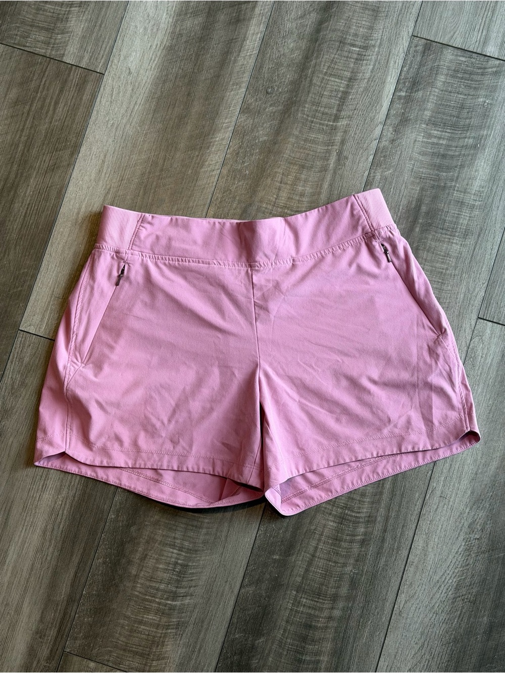 CALIA Mauve Pink Running Shorts Women’s Size S Zip Pockets Gym Activewear Yoga